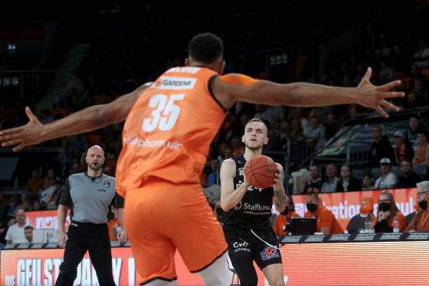 制定战术 制定战术