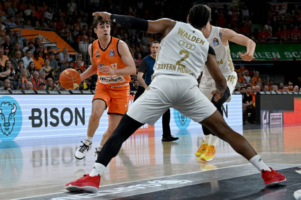 起进攻的起 起进攻的起